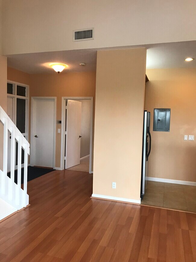 Building Photo - 19221 Sabal Lake Dr