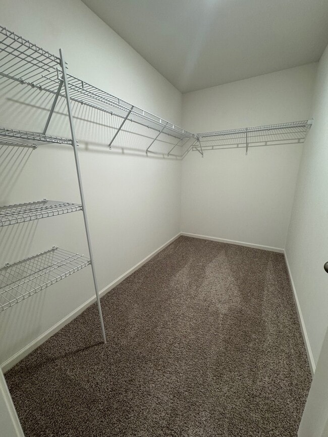 Building Photo - 2068 Canyon Creek Ct
