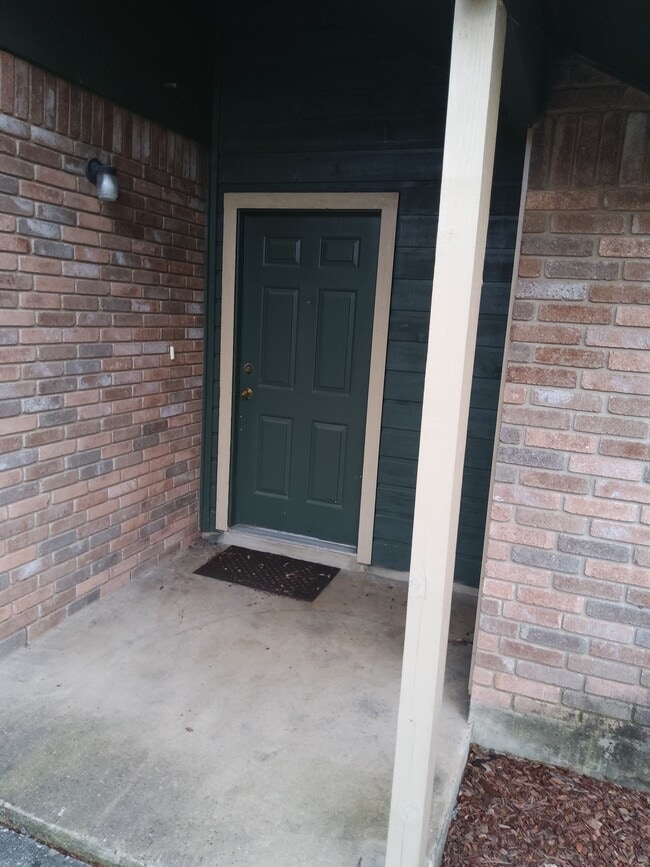 Building Photo - 5604 Rose Dawn