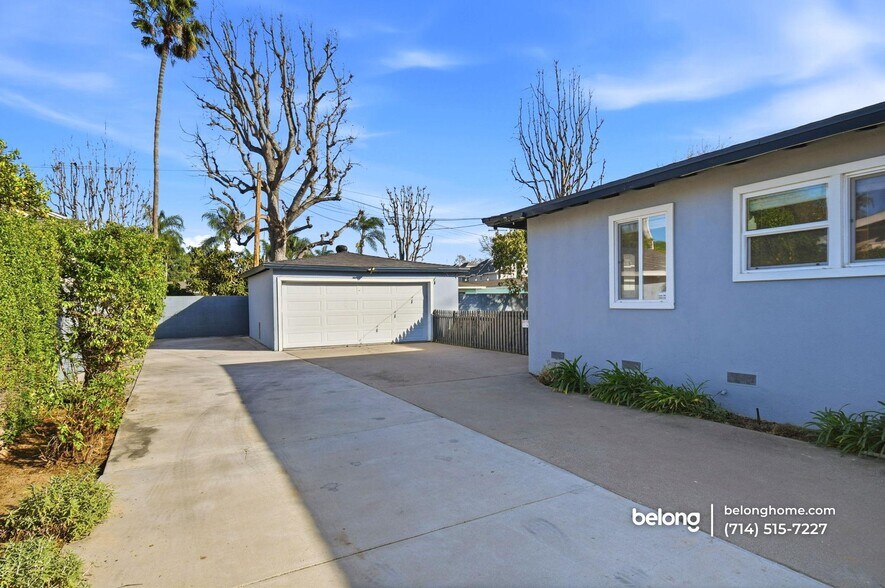 Building Photo - 185 N Batavia St