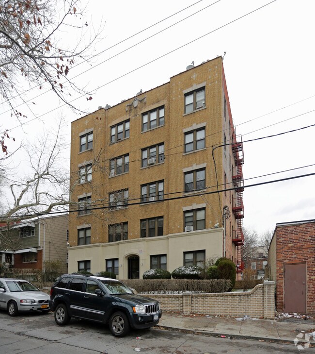 St Gregory Apartments 9 Rochelle Ter Mount Vernon NY 10550