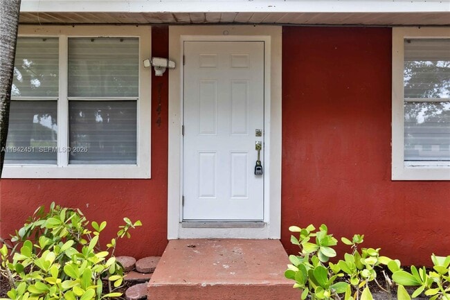 Building Photo - 7144 Southgate Blvd