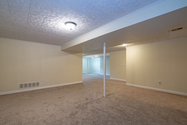 Building Photo - 426 Ridgecrest Rd