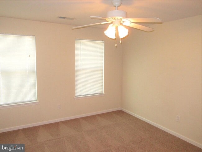 Building Photo - 1209 Madison Ln