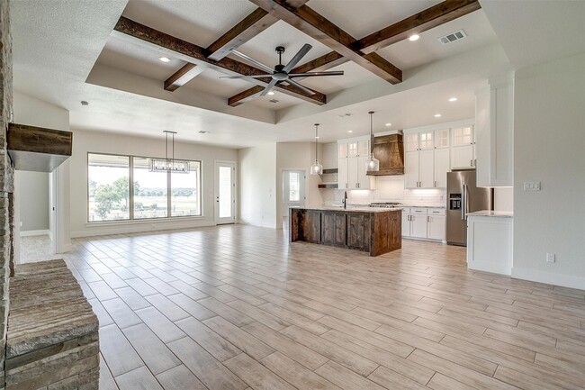 Building Photo - 1221 Crown Valley Dr