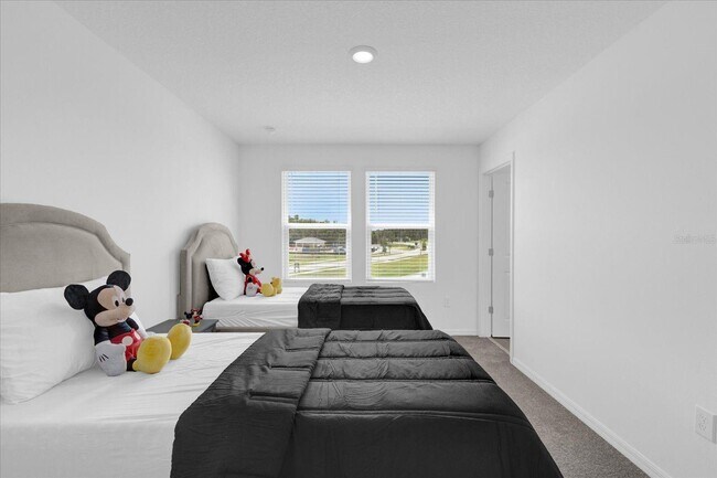 Building Photo - 3221 Skyline Lp