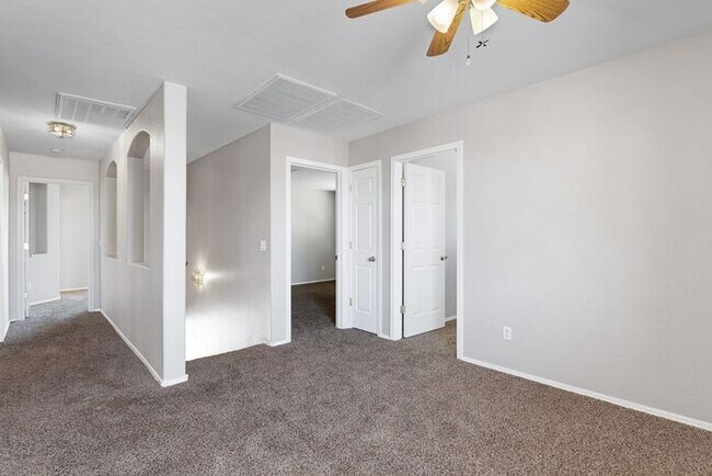 Building Photo - Large two story home in San Tan Heights!