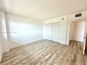 Building Photo - Brickell Avenue, Miami, FL 33131 - 1 BR 1 BA condo