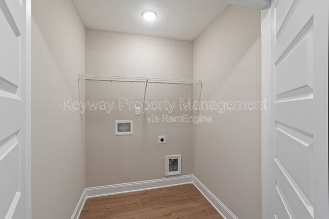 Building Photo - 1115 Jolly Ln