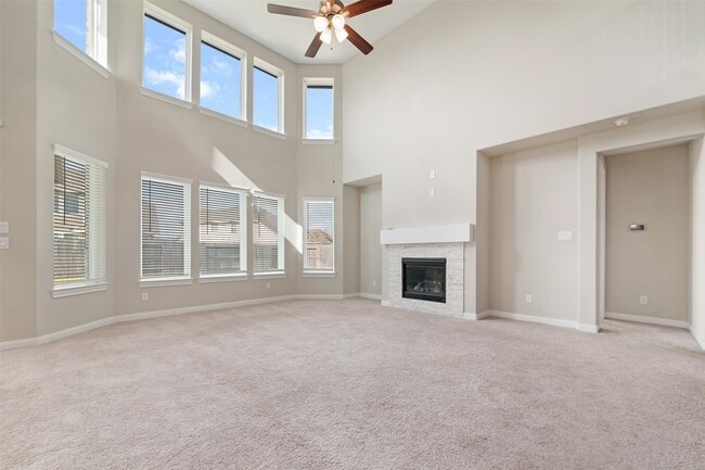 Building Photo - 1984 Highland Meadows Dr