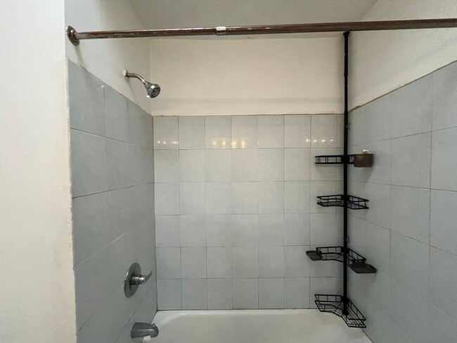 Building Photo - 7220 Marsden St