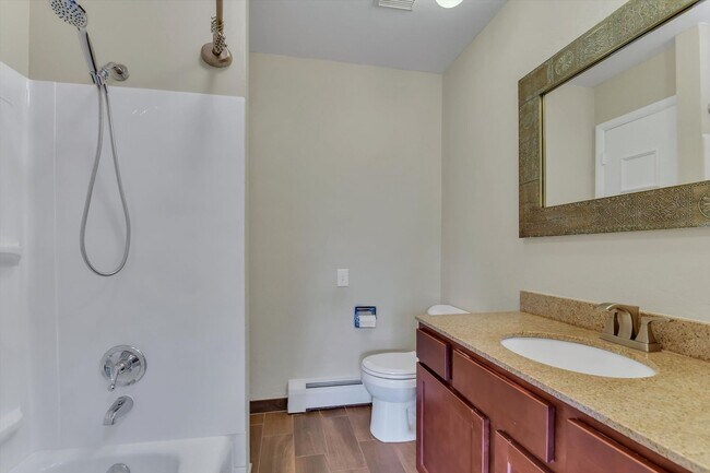 Building Photo - Beautiful, Bright & Move-In Ready Ranch in Desirable West Arvada