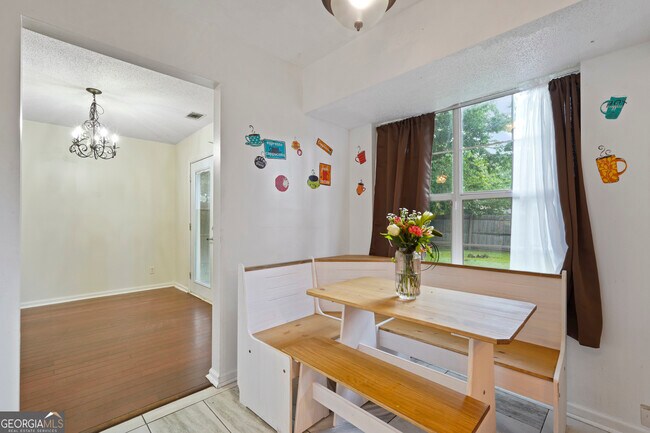 Building Photo - 156 Laurel Green Ct