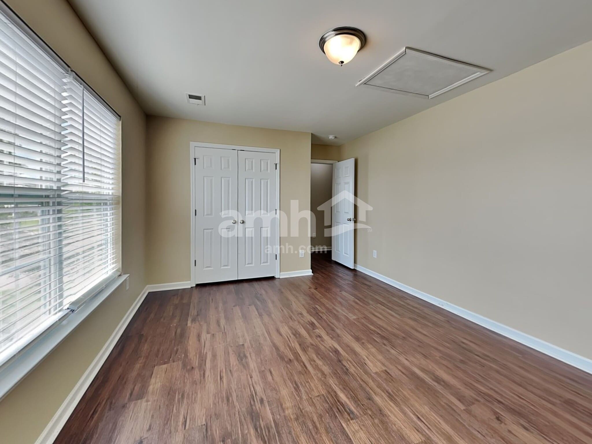 Building Photo - 314 Southwilde Way