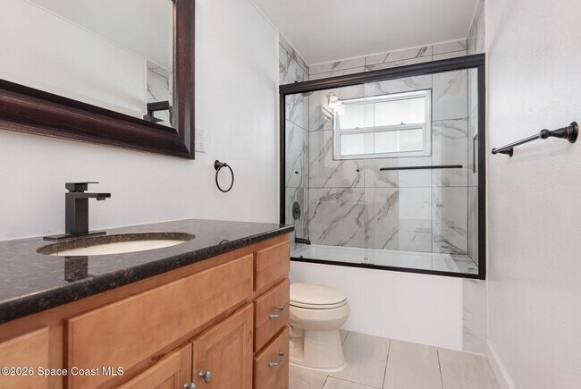 Building Photo - 705 3rd Ave