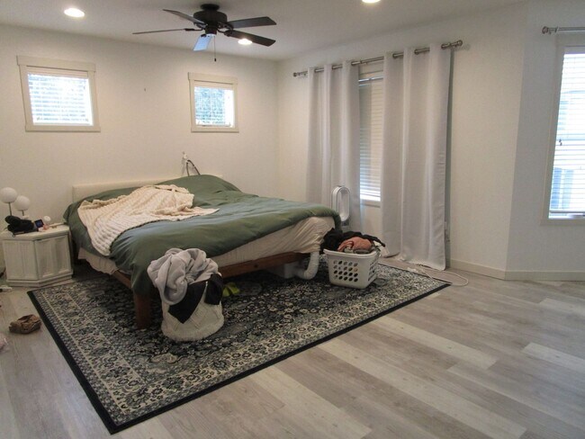 Building Photo - 574 Ruby Peak Avenue