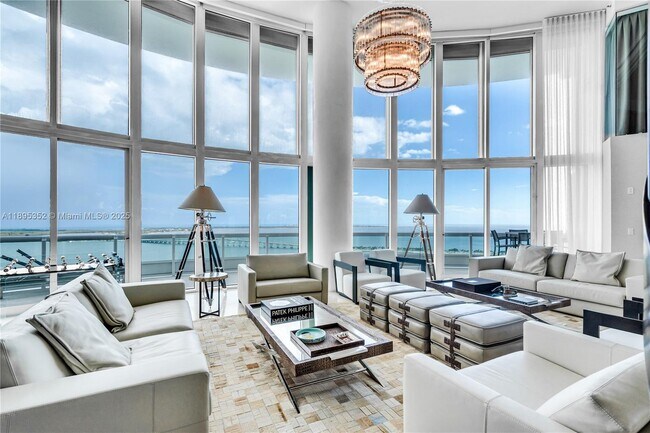 Building Photo - 1643 Brickell Ave