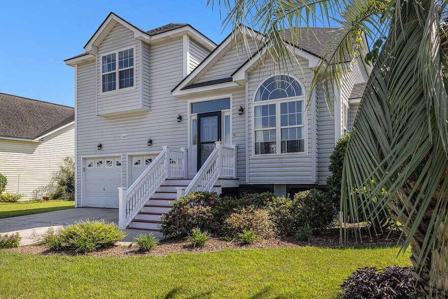 Building Photo - 1573 Ocean Neighbors Blvd