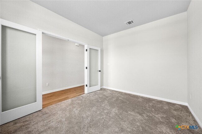 Building Photo - 139 Gullivers Dr