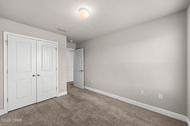 Building Photo - 5768 Callaway Cir
