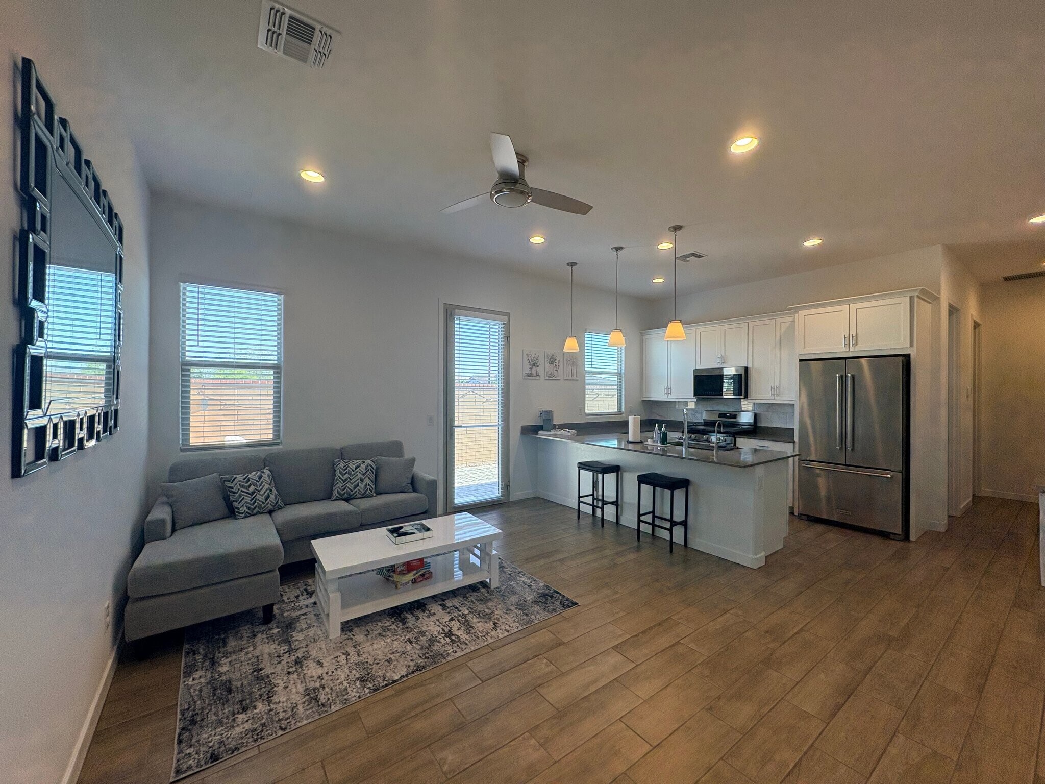 Building Photo - 456 S Jacana Ln