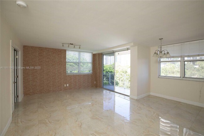 Building Photo - 770 Claughton Island Dr