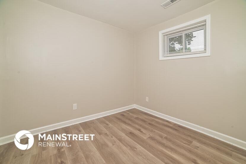 Building Photo - 5115 Landbrook Dr