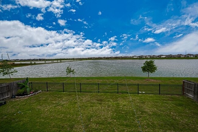 Building Photo - 18311 Licola Mdw Ln