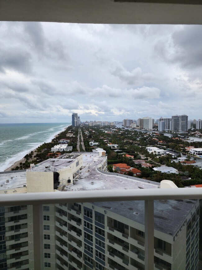 Balcony - 3140 S Ocean Dr