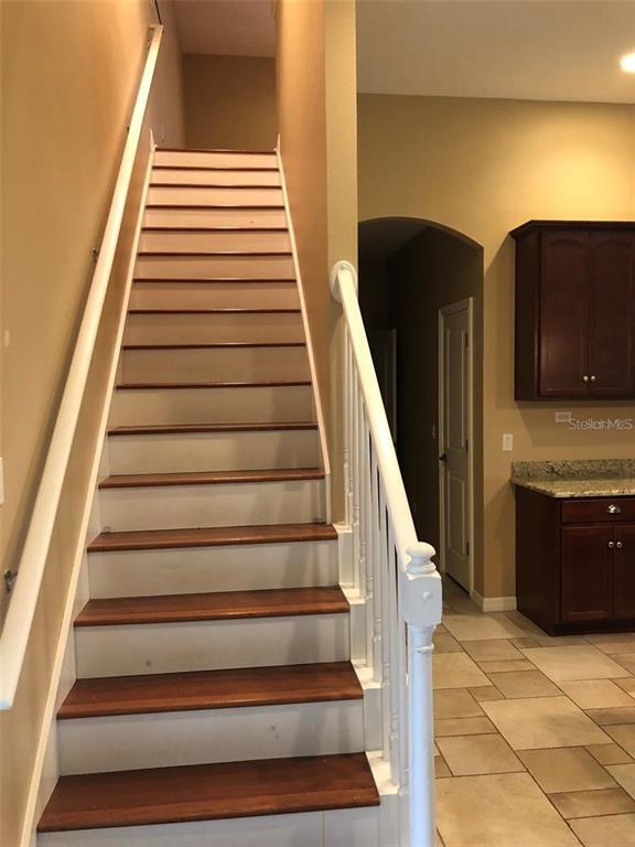 Building Photo - 925 Saza Run