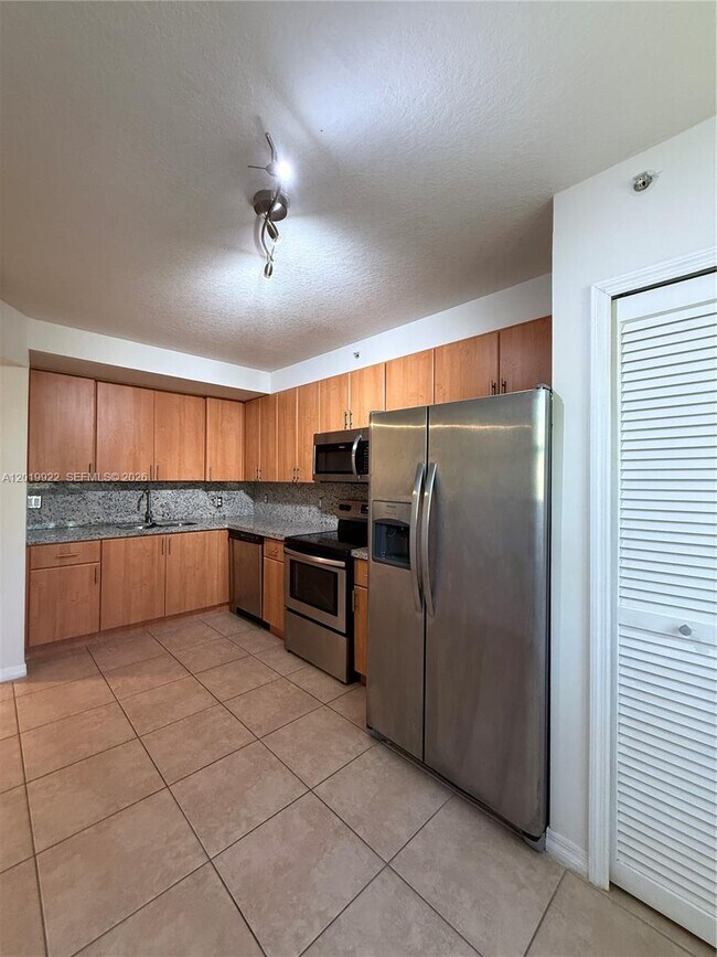 Building Photo - 22731 SW 88th Pl