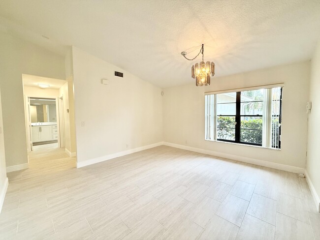 Building Photo - 8686 Eagle Run Dr