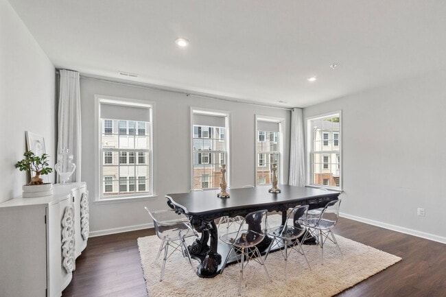 Building Photo - 8121 Wistar Creek Dr