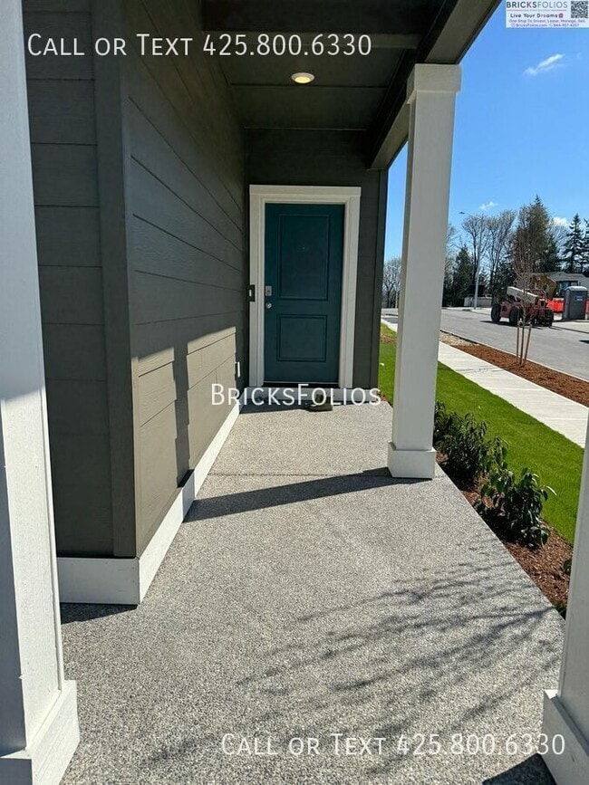 Building Photo - 1701 Moran Ave