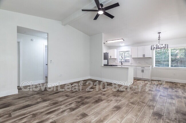 Building Photo - 9631 Ivy Bend St