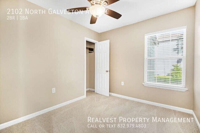 Building Photo - 2102 N Galveston Ave