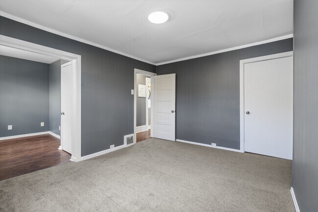 Building Photo - 125 Southern Ave