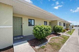 Building Photo - "Charming 2-Bed, 2-Bath Villa in Lake Shore Condominiums"