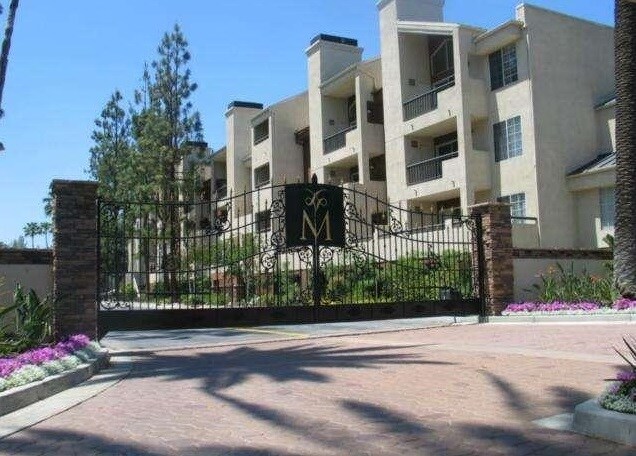 Main Entrance - 5540 Owensmouth Ave
