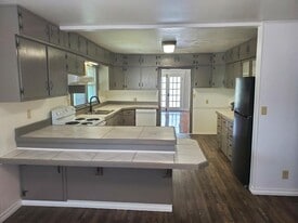 More cabinets then you will ever use - 358 E Lincoln Rd