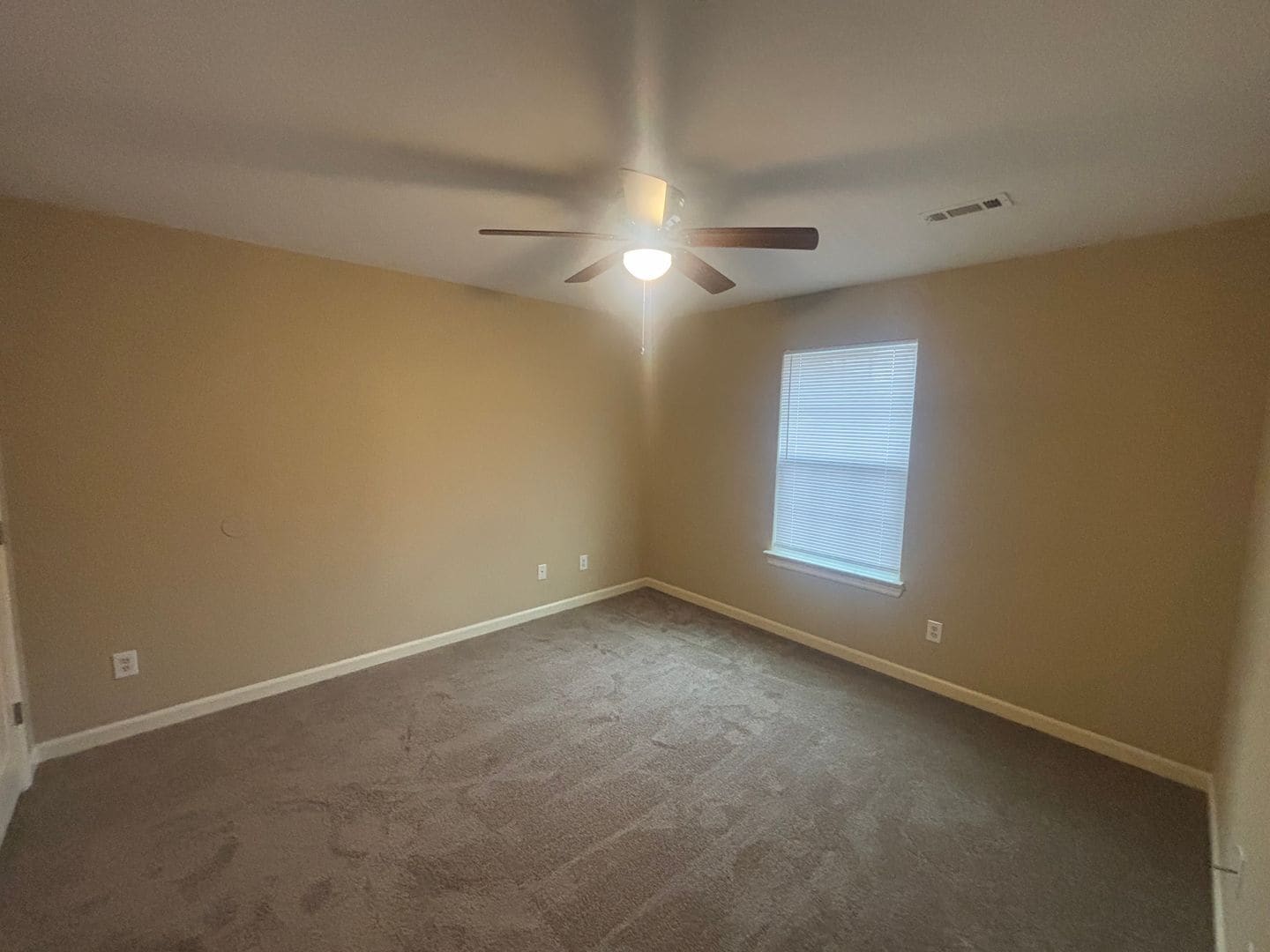 Building Photo - 228 Graystone Cir