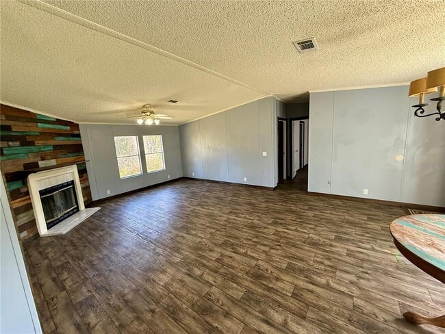 Building Photo - 15275 NE 238th St