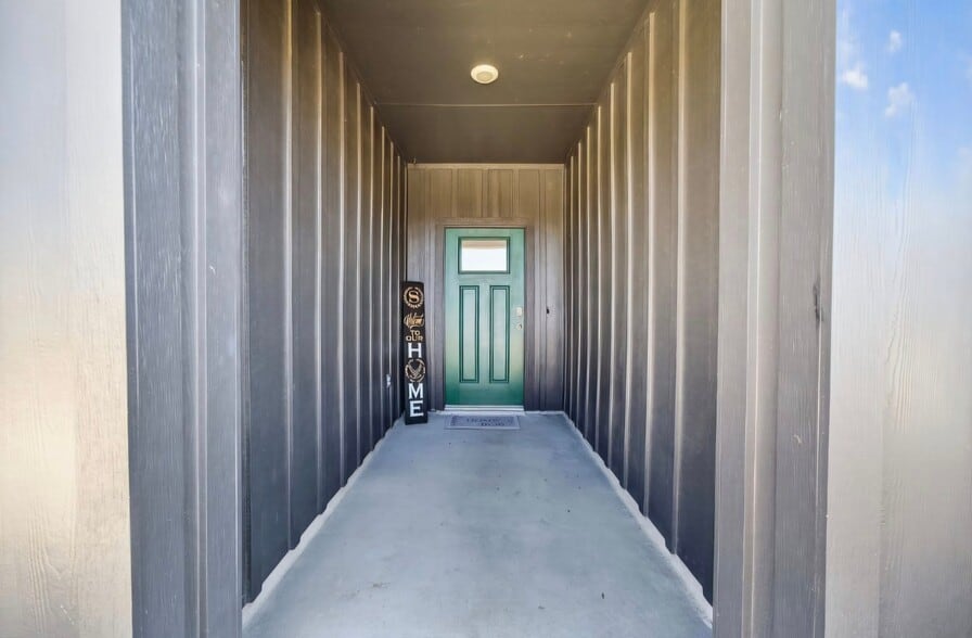 Building Photo - 14214 Lavaca Spgs