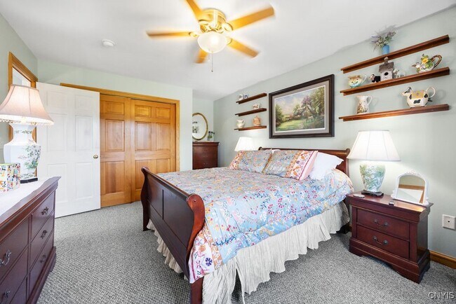 Building Photo - 5479 Lake Rd