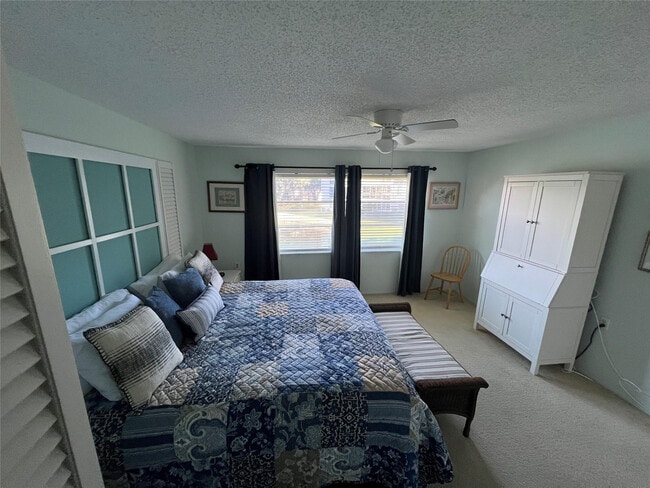 Building Photo - 4801 Martinique Pl