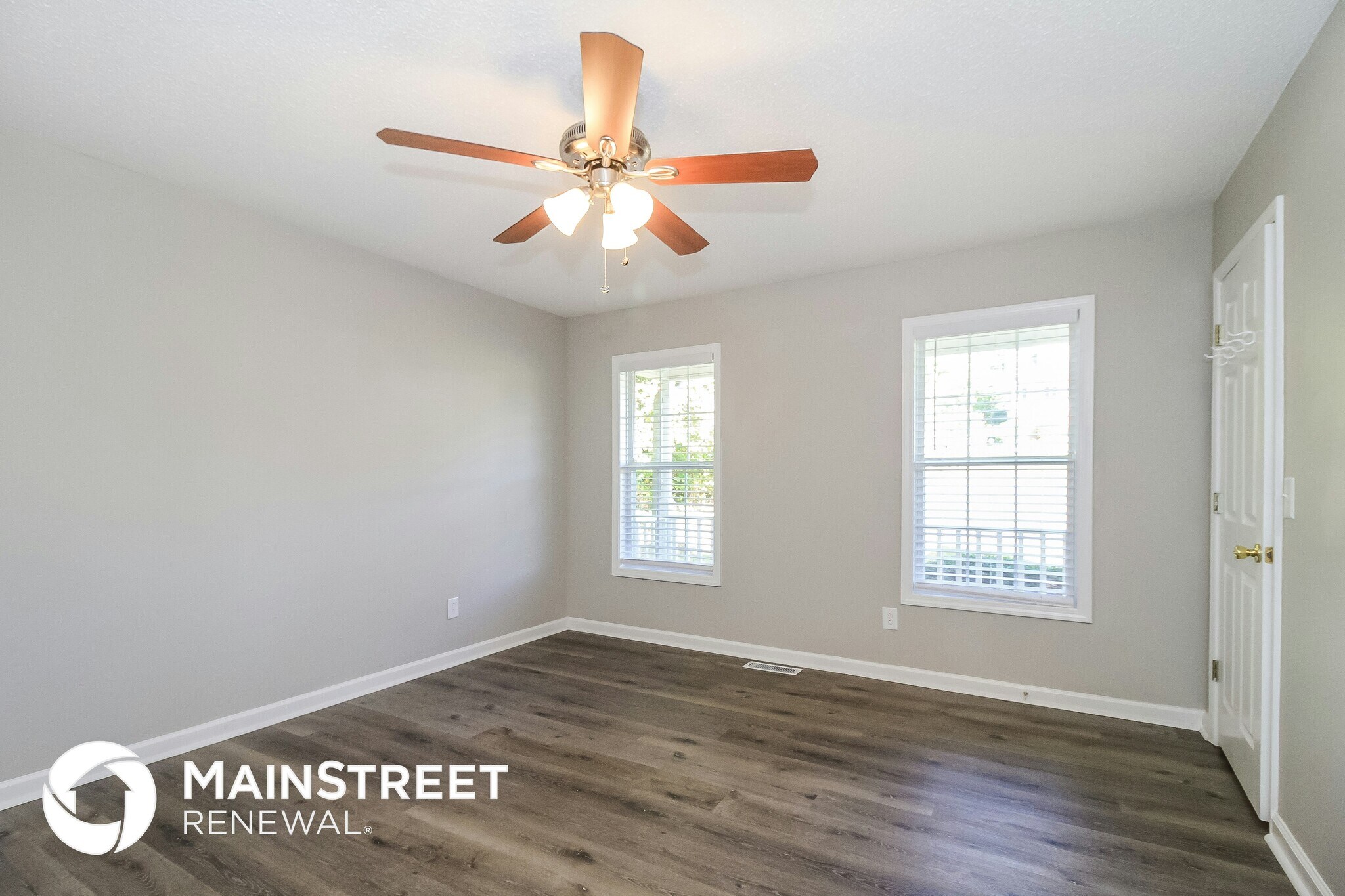 Building Photo - 203 Lois Ln