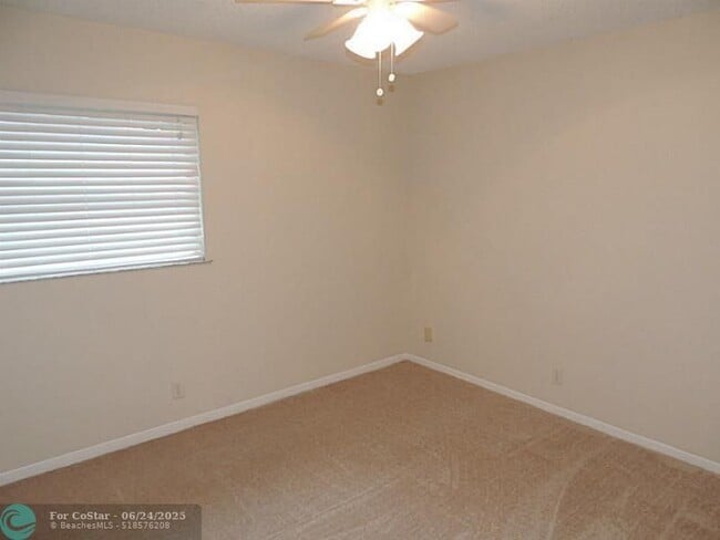Building Photo - 2907 NW 89th Terrace