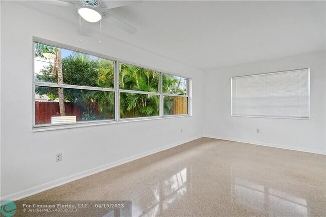 Building Photo - 50 NE 45th Ct