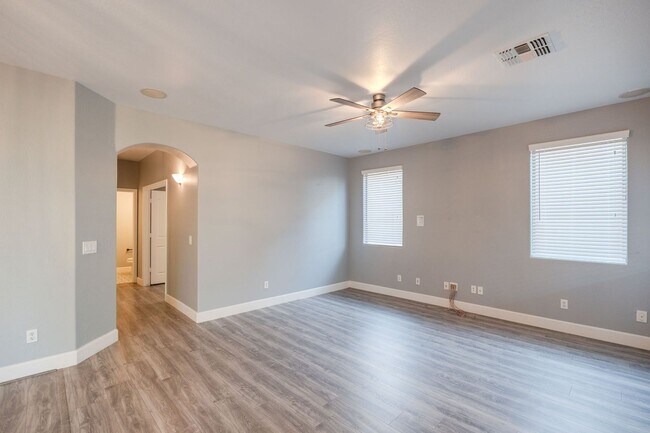 Building Photo - $3,500 For Lease Starting June 1, 2026 4 beds-2.5 Baths 2,421 Sq. Ft.  Amazing Gilbert 85298 Home...