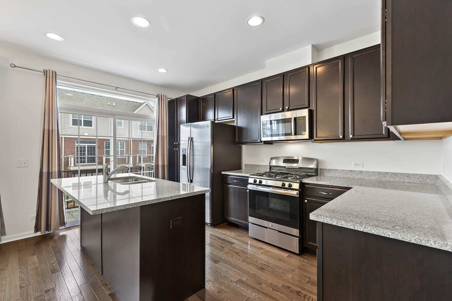 Building Photo - 1142 Windward Ln